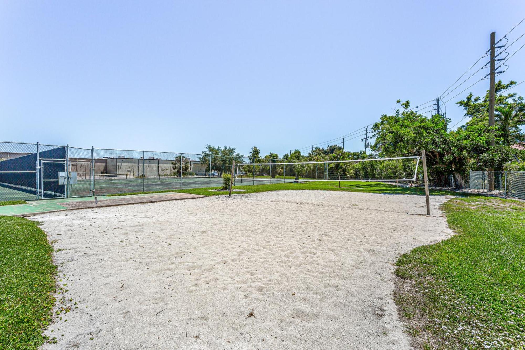 Sandy Shores Нейплсз Номер фото